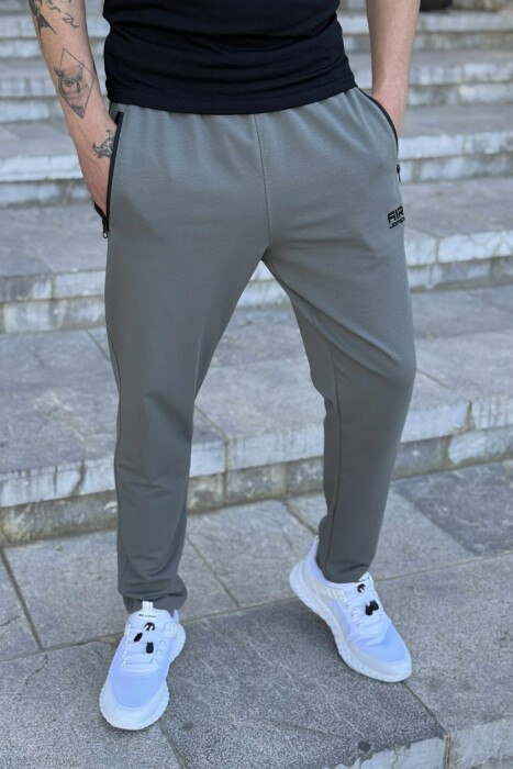 ONE COLOR SMALL LOGO MEN SWEATPANTS OLIVE/ULLI - 1