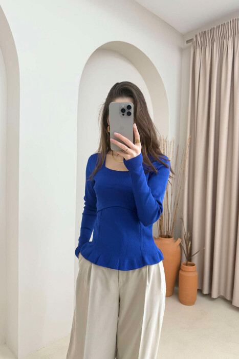 ONE COLOR SQUARE NECK WOMEN SWEATER BLUE/BLU 