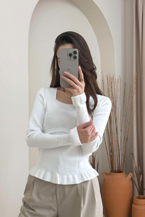 ONE COLOR SQUARE NECK WOMEN SWEATER WHITE-E BARDHE 