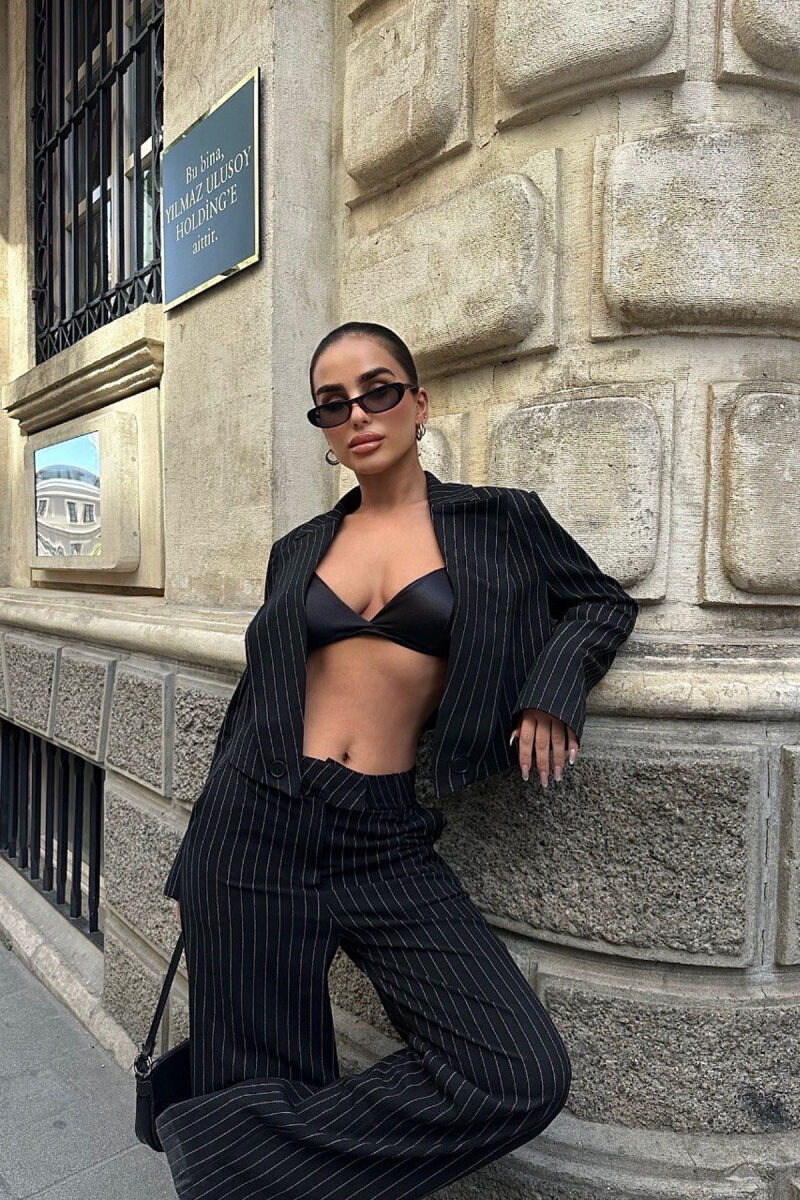 ONE COLOR STRIPED CROPPED JACKET+TROUSERS WOMEN SET BLACK/ E ZEZE - 2