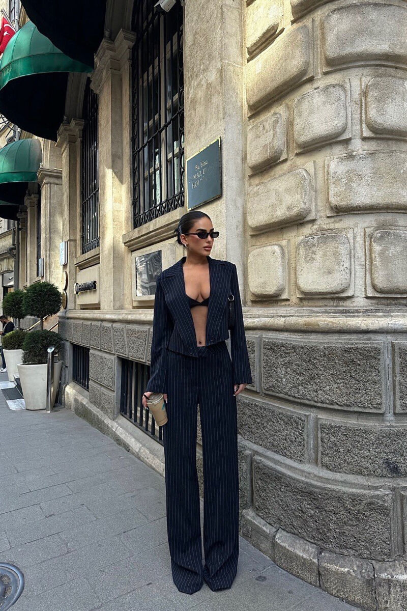 ONE COLOR STRIPED CROPPED JACKET+TROUSERS WOMEN SET DARK BLUE/BEE - 1