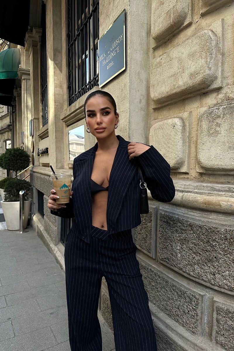 ONE COLOR STRIPED CROPPED JACKET+TROUSERS WOMEN SET DARK BLUE/BEE - 3