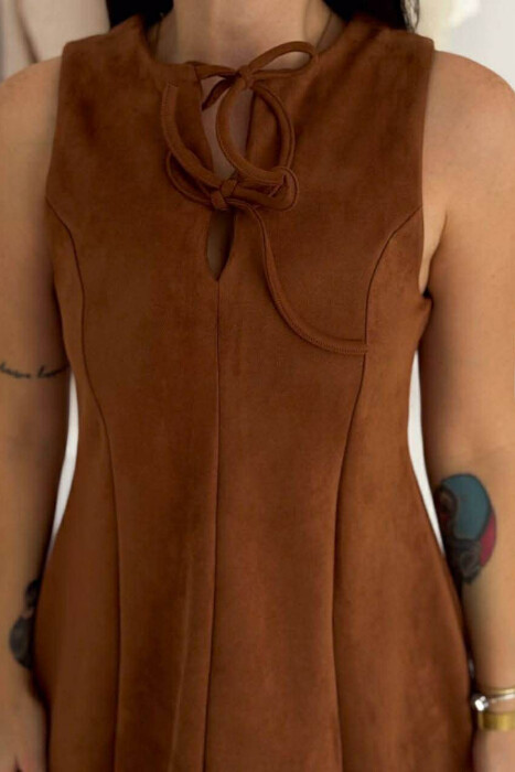 ONE COLOR SUEDE SHORT SLEEVELESS WOMEN DRESS BROWN/KAFE - 3