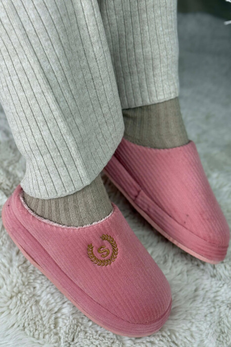 ONE COLOR TEDDY LINED WOMEN SLIPPERS PINK/ROZE - KLAUDIO FASHION