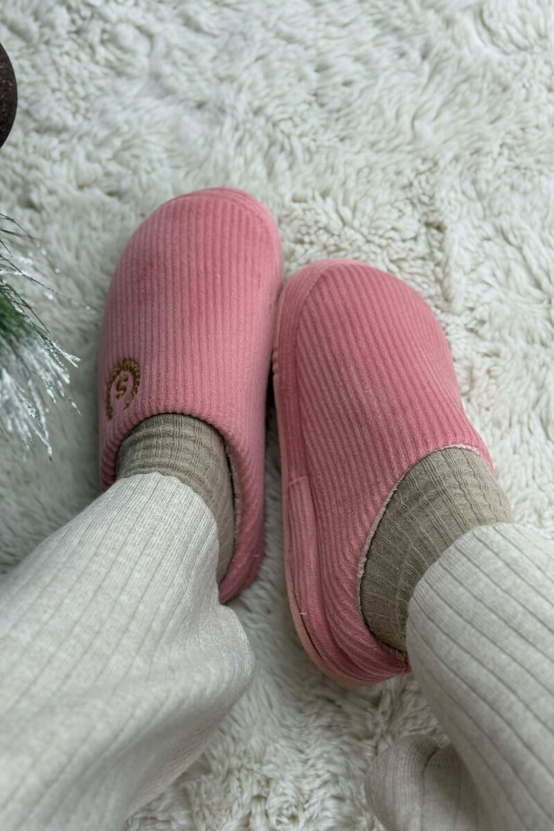 ONE COLOR TEDDY LINED WOMEN SLIPPERS PINK/ROZE - 5