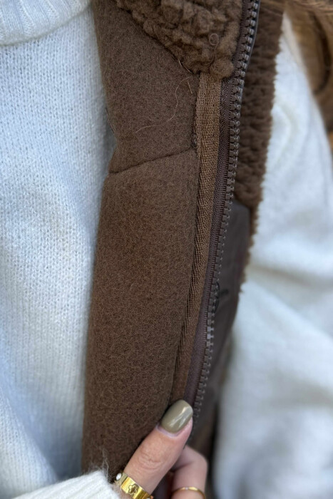 ONE COLOR TEDDY ZIPPER WOMEN VEST BROWN/KAFE - 5