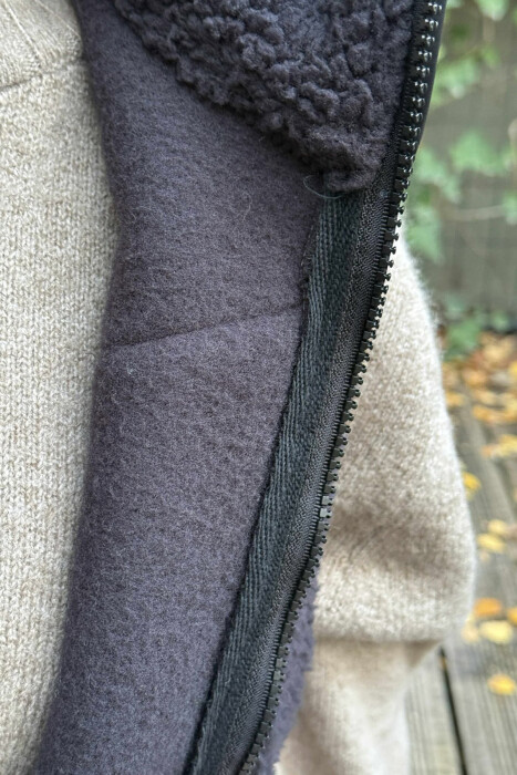 ONE COLOR TEDDY ZIPPER WOMEN VEST DARK GREY/GEE - 5