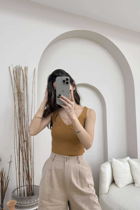 ONE COLOR THIN STRAPS WOMEN TANK TOP BROWN/KAFE 
