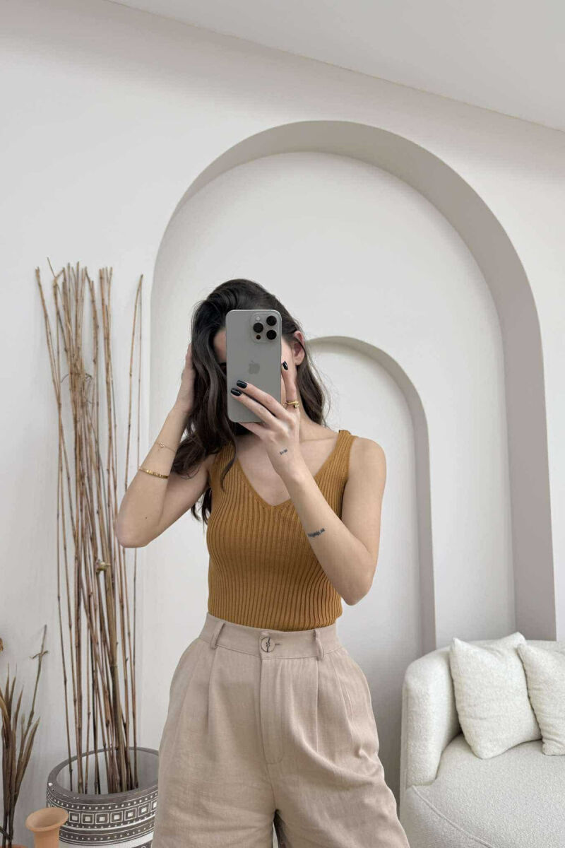 ONE COLOR THIN STRAPS WOMEN TANK TOP BROWN/KAFE - 1