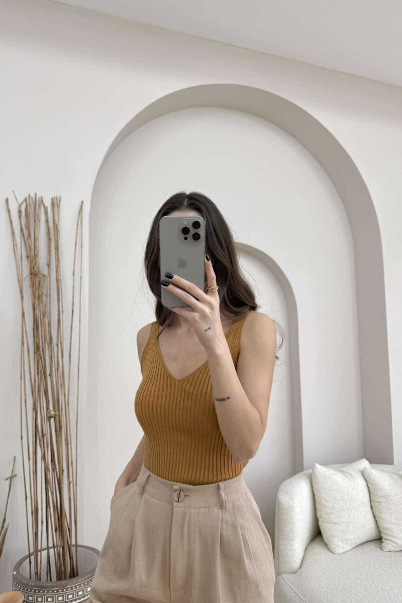 ONE COLOR THIN STRAPS WOMEN TANK TOP BROWN/KAFE - 4