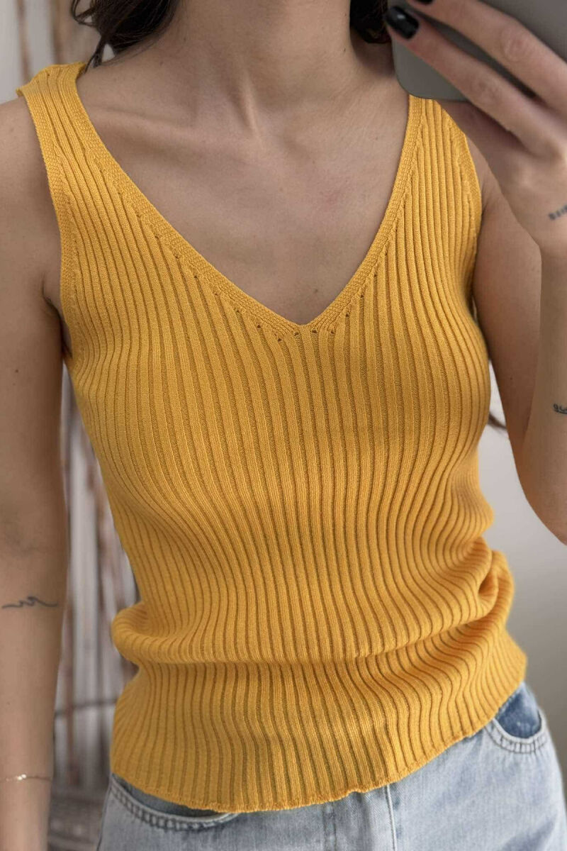 ONE COLOR THIN STRAPS WOMEN TANK TOP MUSTARD/MUSTARDE - 2