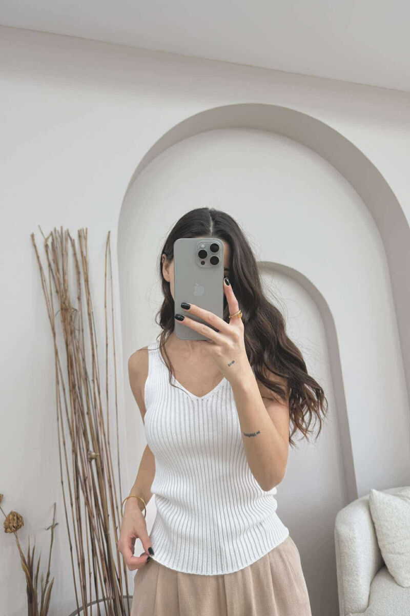ONE COLOR THIN STRAPS WOMEN TANK TOP WHITE-E BARDHE - 2