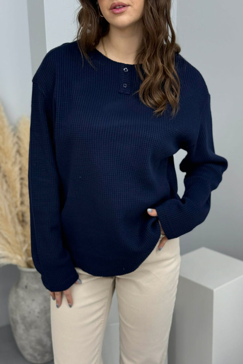 ONE COLOR TWO BUTTONS WOMEN SWEATSHIRT DARK BLUE/BEE - 3