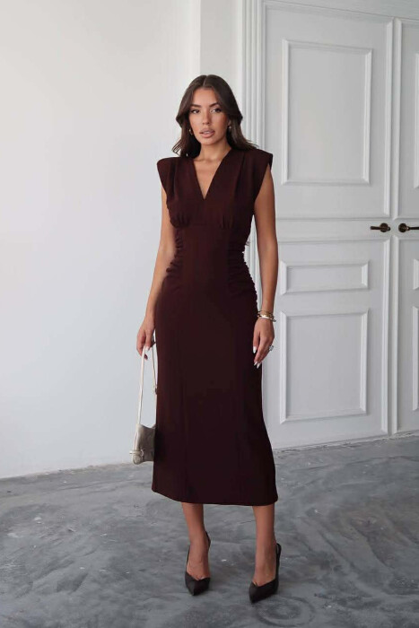 ONE COLOR V NECK CUT OPEN LONG WOMEN DRESS DARK BROWN/KAE - 1