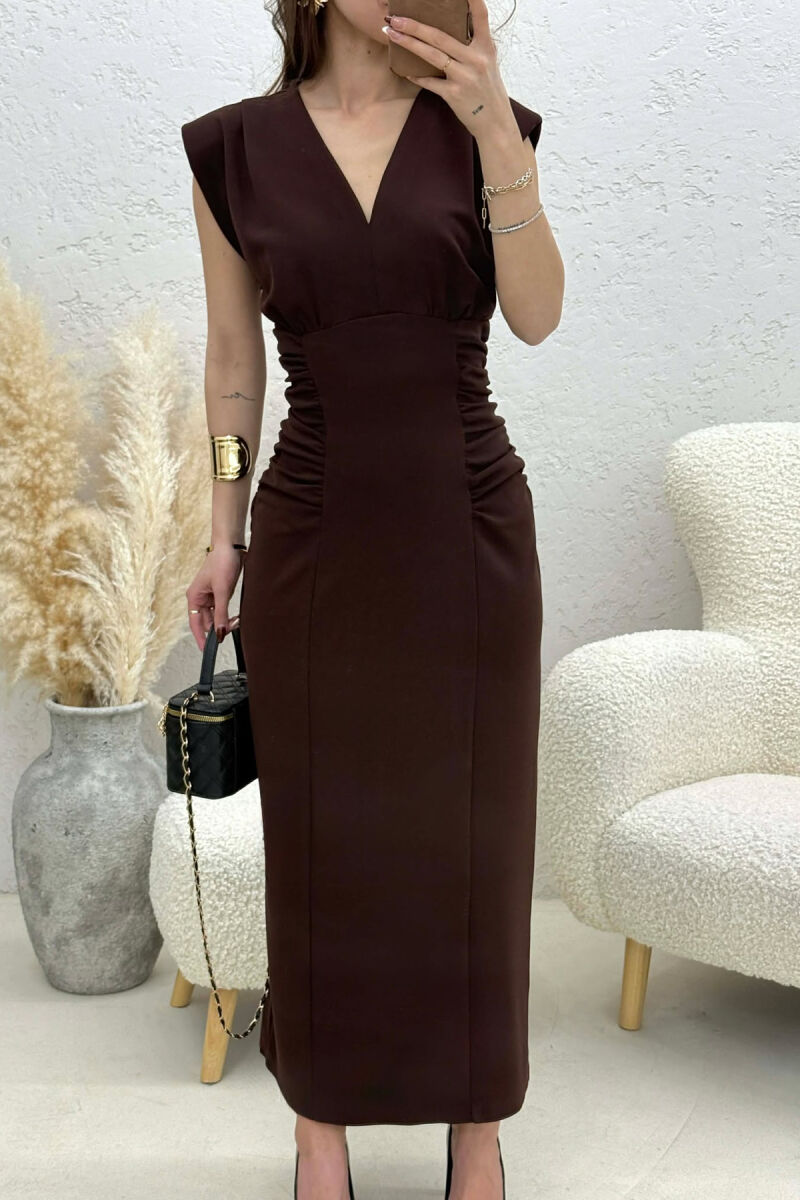 ONE COLOR V NECK CUT OPEN LONG WOMEN DRESS DARK BROWN/KAE - 3
