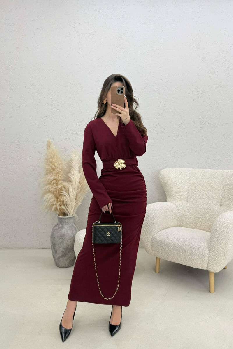ONE COLOR V NECK GOLD DETAIL BELT LONG WOMEN DRESS BURGUNDY/VISHNJE - 2