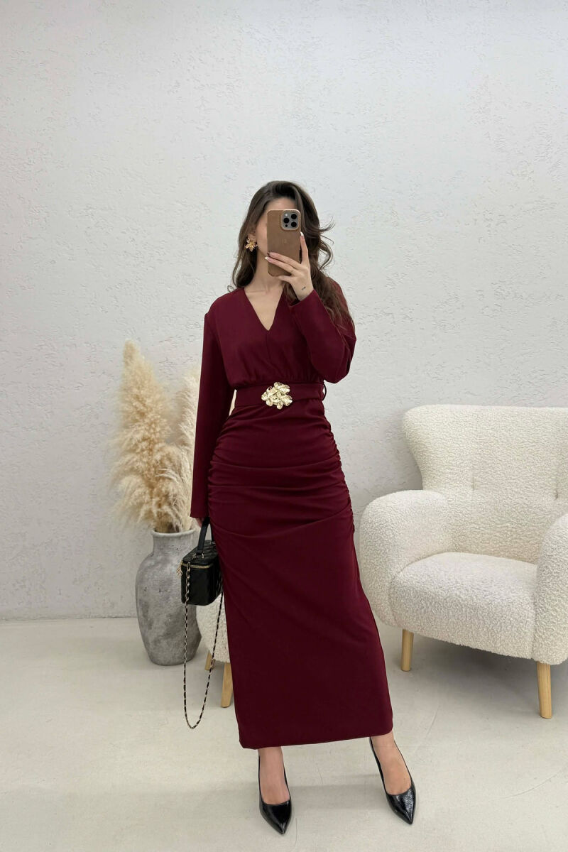 ONE COLOR V NECK GOLD DETAIL BELT LONG WOMEN DRESS BURGUNDY/VISHNJE - 3
