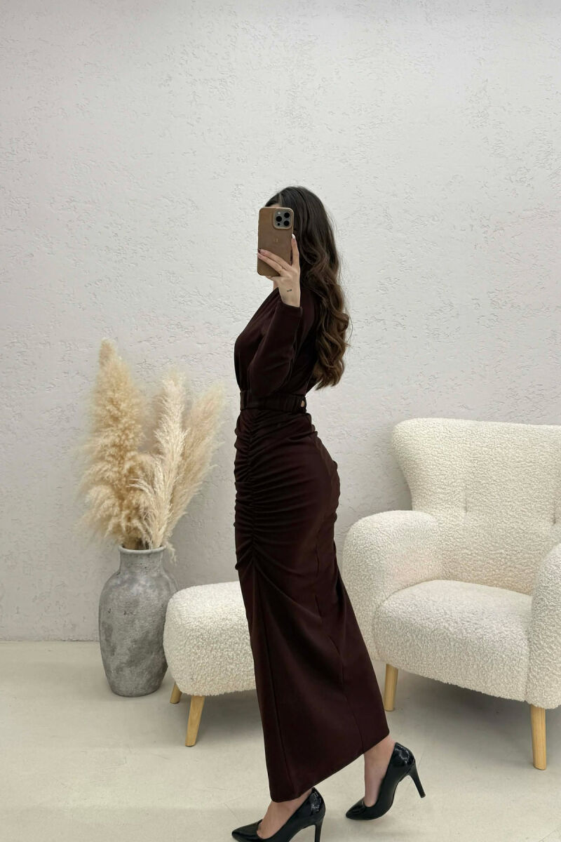 ONE COLOR V NECK GOLD DETAIL BELT LONG WOMEN DRESS DARK BROWN/KAE - 5
