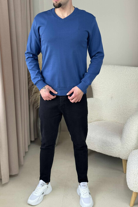 ONE COLOR V NECK SIMPLE MEN SWEATSHIRT BLUE/BLU - KLAUDIO FASHION