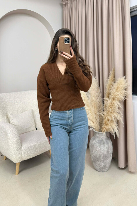 ONE COLOR V NECK SIMPLE WOMEN SWEATER BROWN/KAFE - 1