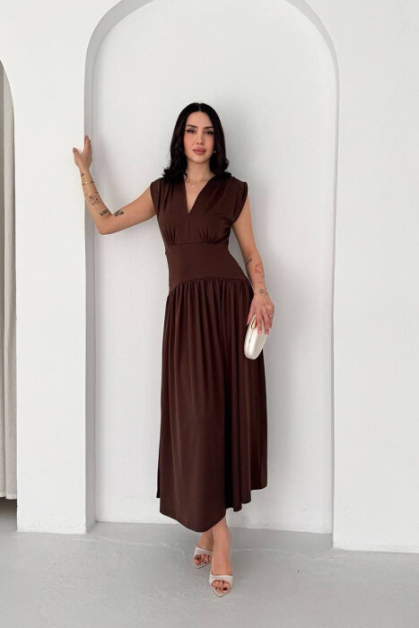 ONE COLOR V NECK SLEEVELESS WOMAN DRESS BROWN/KAFE 