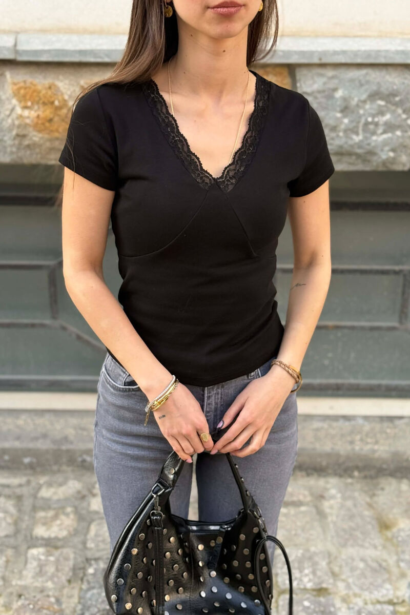 ONE COLOR V-NECK WOMAN T-SHIRT BLACK/ E ZEZE - 4