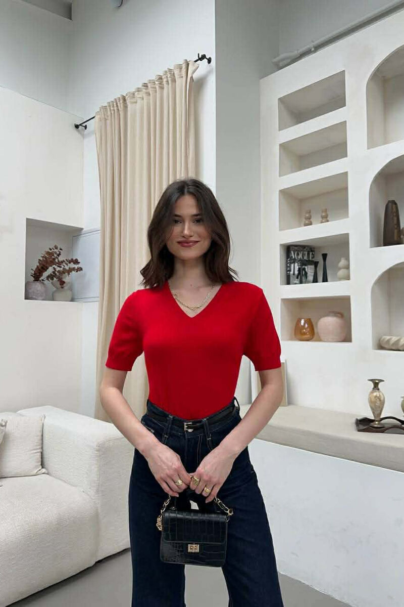 ONE COLOR V NECK WOMAN T-SHIRT RED/E KUQE - 2