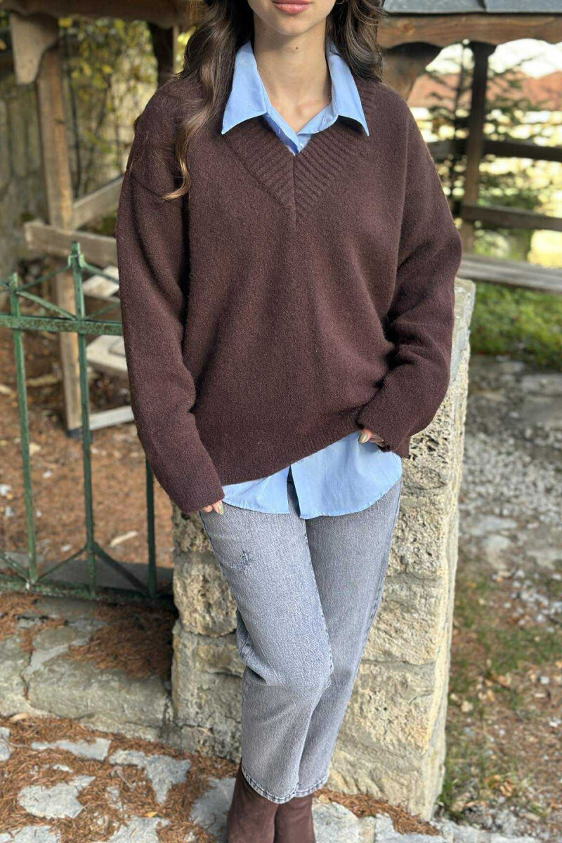 ONE COLOR V NECK WOMEN SWEATER DARK BROWN/KAE - 5