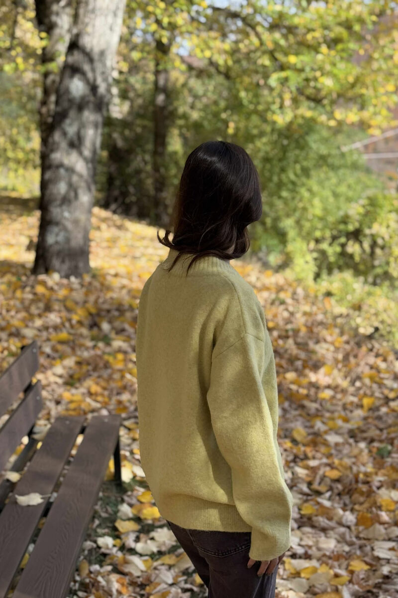 ONE COLOR V NECK WOMEN SWEATER YELLOW/E VERDHE - 3