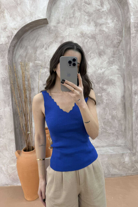 ONE COLOR V NECK WOMEN TANK TOP BLUE/BLU - 3
