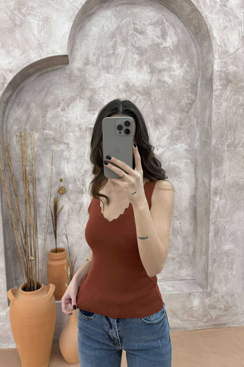 ONE COLOR V NECK WOMEN TANK TOP BROWN/KAFE - 3