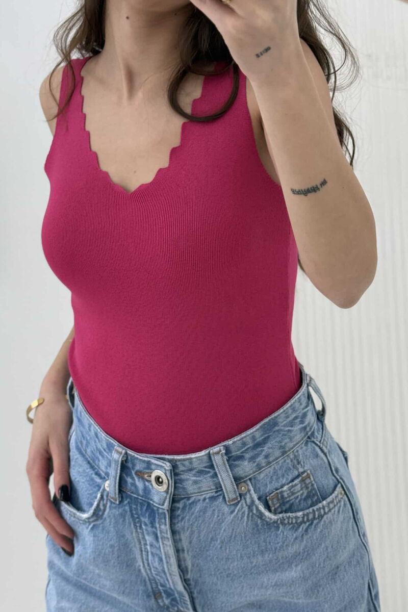 ONE COLOR V NECK WOMEN TANK TOP FUCHSIA/CIKLAMI - 4