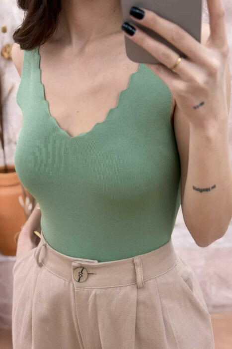 ONE COLOR V NECK WOMEN TANK TOP MINT/MENTE - 4