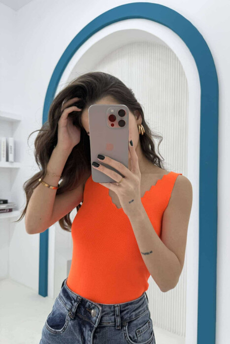 ONE COLOR V NECK WOMEN TANK TOP ORANGE/PORTOKALLI - 2