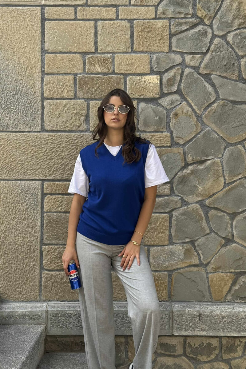 ONE COLOR V NECK WOMEN VEST BLUE/BLU - 6