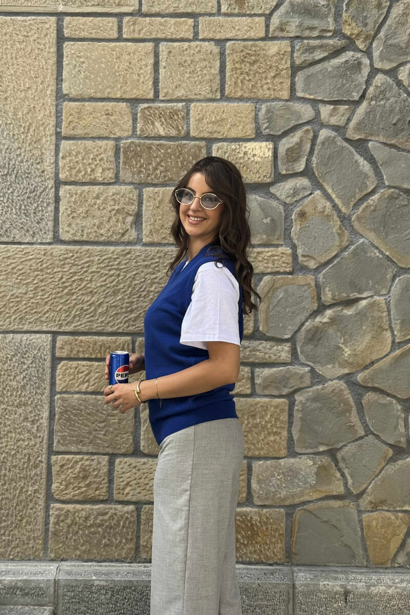 ONE COLOR V NECK WOMEN VEST BLUE/BLU - 12