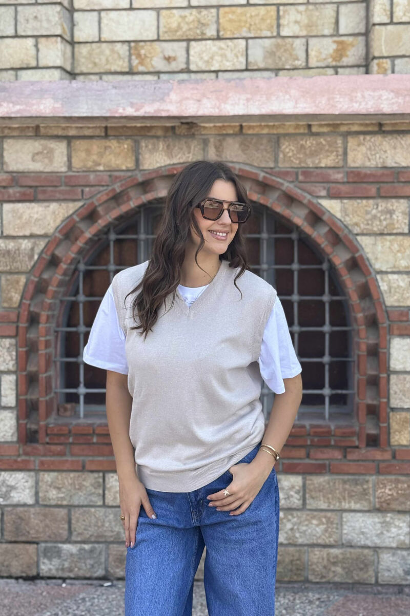 ONE COLOR V NECK WOMEN VEST CREAM/KREM - 6