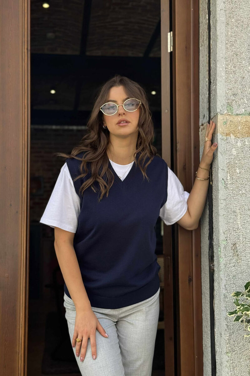 ONE COLOR V NECK WOMEN VEST DARK BLUE/BEE - 9