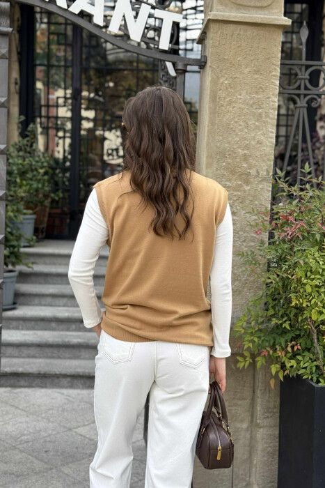 ONE COLOR V NECK WOMEN VEST LIGHT BROWN/KAZB - 3