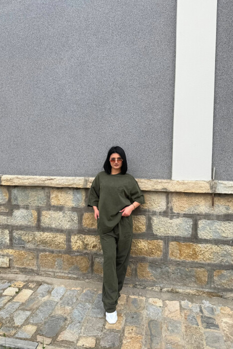 ONE COLOR WRITTINGS T-SHIRT + SWEATPANTS WOMAN SET OLIVE/ULLI - 1
