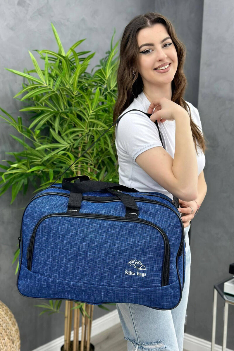 ONE COLOR ZIPPER HANDLE TRAVELING BAG BLUE/BLU - 2