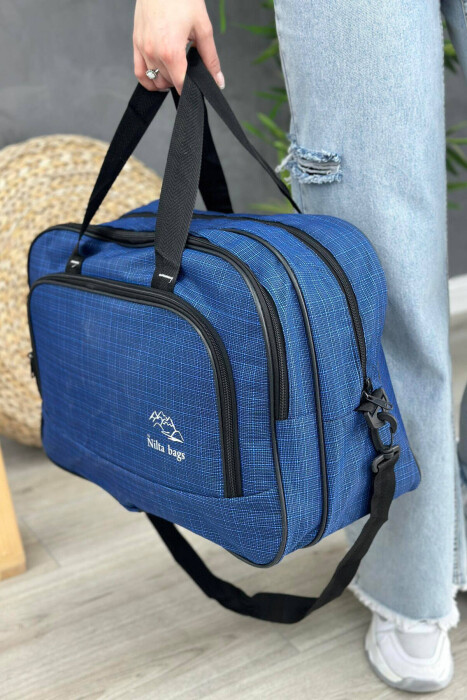 ONE COLOR ZIPPER HANDLE TRAVELING BAG BLUE/BLU - 3