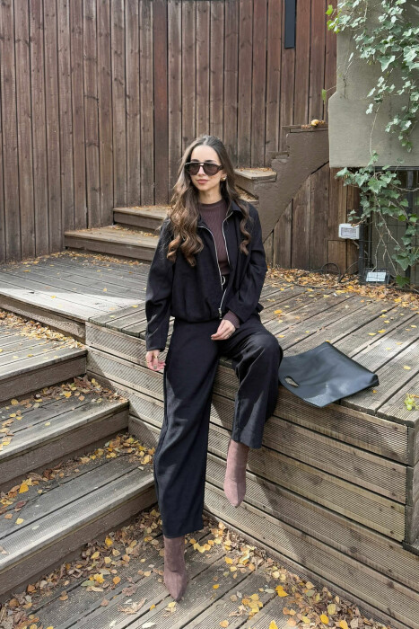 SET NJË NGJYRËSH XHAKETË ME ZINXHIR +PANTALLONA PËR FEMRA NË NGJYRË TË ZEZË - KLAUDIO FASHION