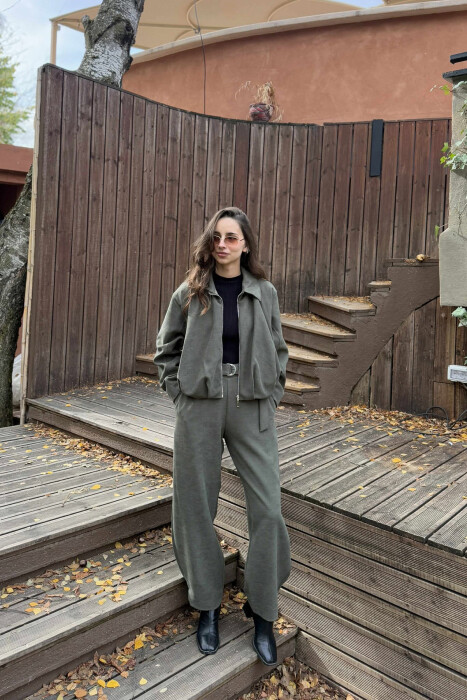 ONE COLOR ZIPPER JACKET+TROUSERS WOMEN SET OLIVE/ULLI - 1