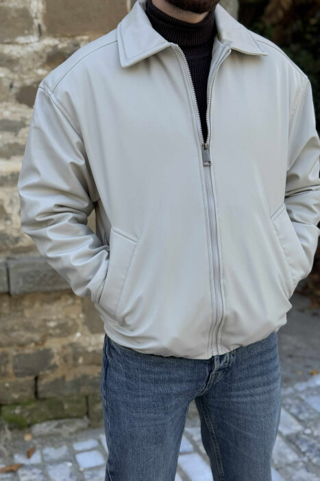 XHAKETË LËKURE NJË NGJYRËSHE ME ZINXHIR PËR MESHKUJ NË NGJYRË GRI TË ZBARDHUR - KLAUDIO FASHION