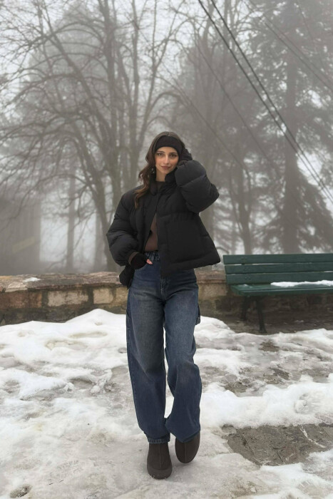 ONE COLOR ZIPPER TWO FRONT POCKETS WOMAN PUFFER JACKET BLACK/ E ZEZE - 2