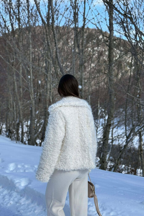 ONE COLOR CURLY FAUX FUR WOMAN COAT WHITE-E BARDHE - 4