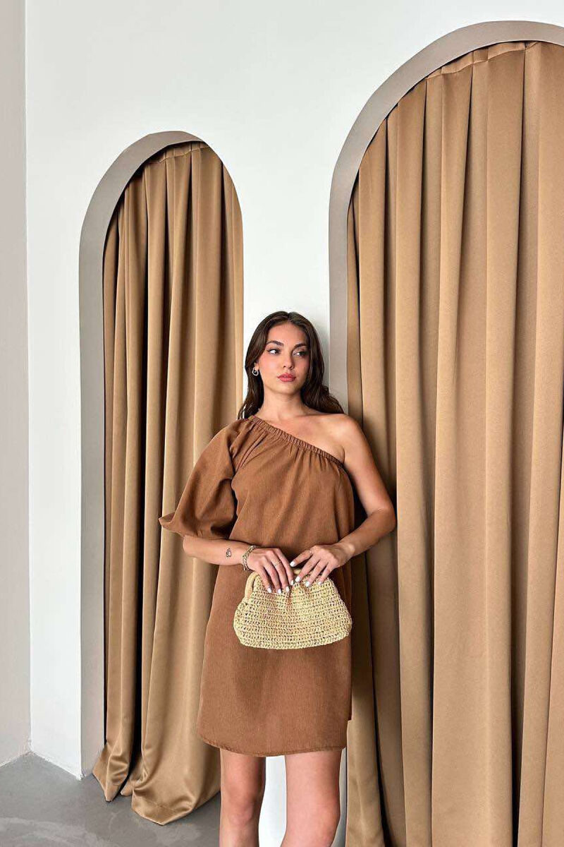 ONE SHOULDER OFF SIMPLE WOMEN DRESS BROWN/KAFE - 2