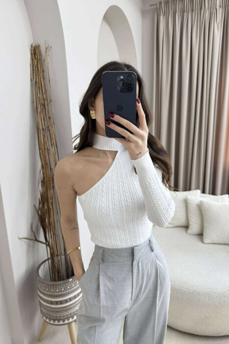 ONE SLEEVE SIMPLE WOMEN SWEATER WHITE-E BARDHE 