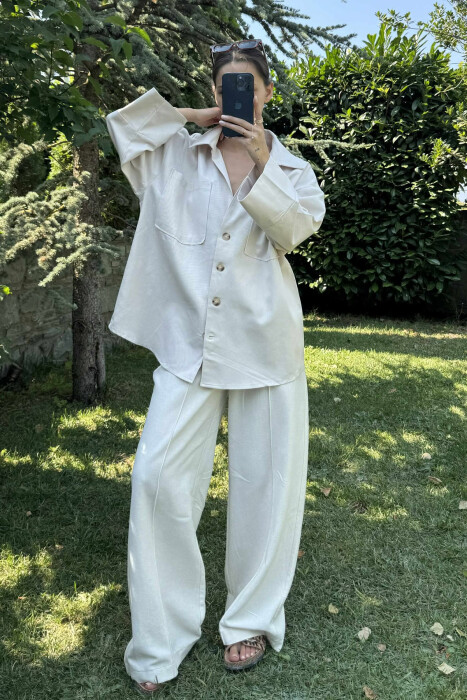 OVERSIZED WOMAN JACKET CREAM/KREM 
